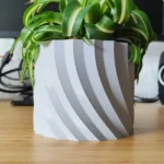 кашпа Спираловидна, спираловидна кашпа, декор Raelumin, модерен дизайн кашпа