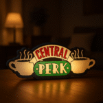 LED лампа Central Perk – декорация с лого от сериала „Приятели“